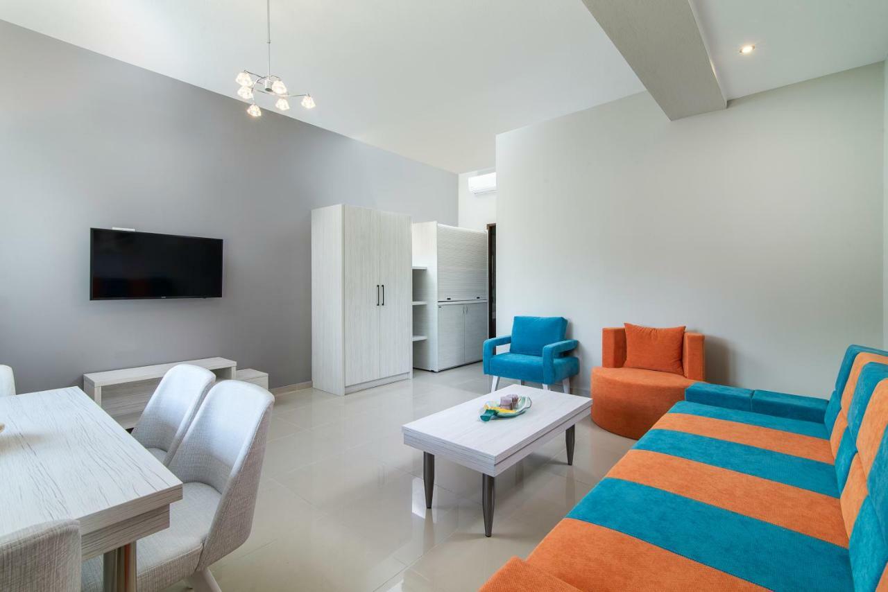 Luxury Apartments Marianna Неос-Мармарас Екстер'єр фото